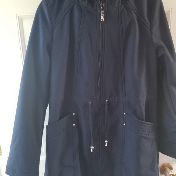 Coat - Picture 1 of 7